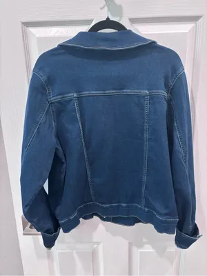 Dash‎ Classic Women's Dark Wash Denim Jacket size Medium Blue thumbnail 7