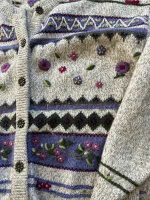 Vintage Northern Treasures Floral EMBROIDERED Sweater Hong Kong cotton wool M thumbnail 3