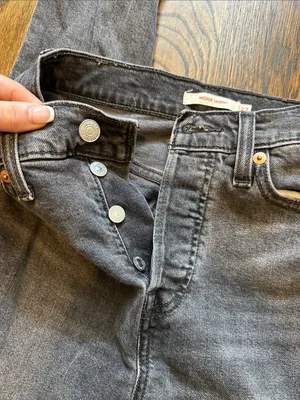 Levi's Wedgie Skinny Jeans - Charcoal Black thumbnail 5