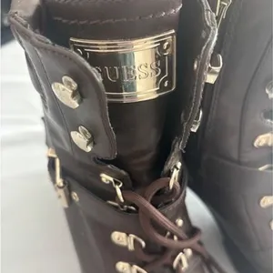 Guess Canaly Dark Brown Combat Boots Lug‎ Sole Block Heel Mens 8.5M thumbnail 4