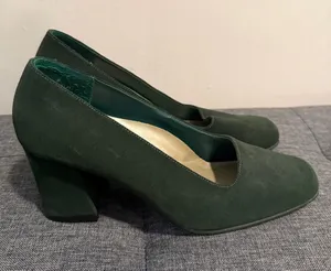 Fashion Bug Dark Green Suede Block Heel Pumps Size 8 thumbnail 1