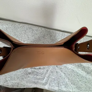 Made in Italy Cognac Leather Structured Tote Bucket Bag Purse Minimalist Classic thumbnail 4