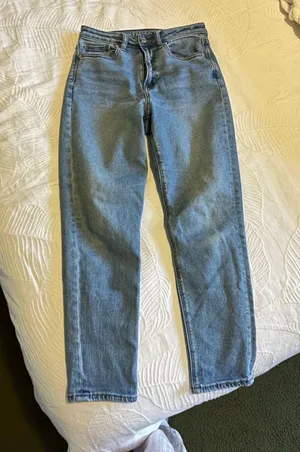 American Eagle Outfitters Moms Jeans thumbnail 5