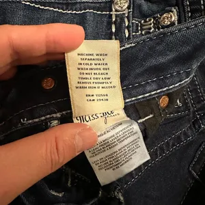 Miss Me Women's Skinny Jeans with Stitching Accent and Embellishment Size 26 thumbnail 12