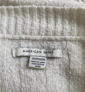 American Eagle sweater  thumbnail 3