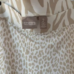 Chico’s Size 2 White‎ Tan Animal Print Maxi Skirt Slit Pull On Chicos Size Large thumbnail 6