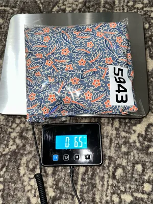 Roller Rabbit NWT Women’s Size S Navy Coral Floral Elastic Waist Belted Shorts thumbnail 7