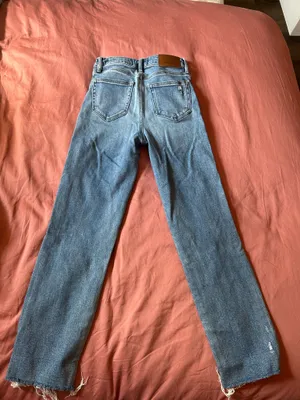 Hidden Jeans Straight Leg thumbnail 2