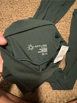 Aerie flare thumbnail 3
