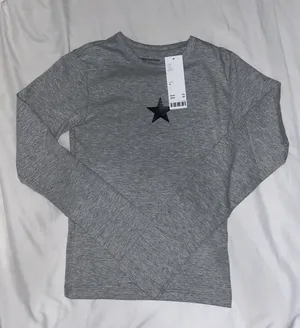 tee thumbnail 1