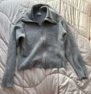 Hollister Zip-Up Sweater thumbnail 2