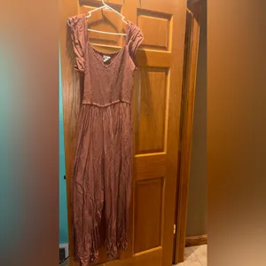 T.J.Maxx Rust colored Jumpsuit with ruffled shoulders White Size XL thumbnail 3