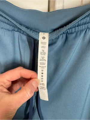 Lululemon Luxtreme‎ Straight-Leg Mid-Rise Pants Trouser Utility Blue Travel City thumbnail 4