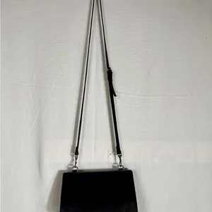 Patricia Nash Black crossbody‎ thumbnail 3