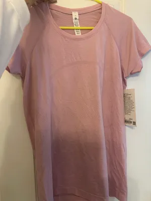 Lululemon Swiftly Tech Short Sleeve 2.0 thumbnail 1