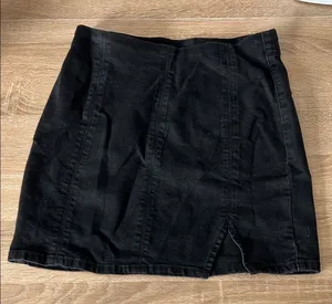 Free People Black Mini Skirt thumbnail 1
