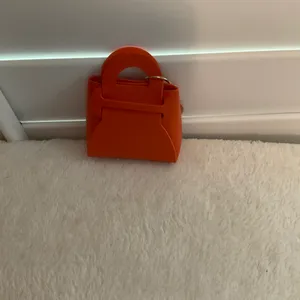 Little orange purse key fob thumbnail 3