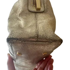 Tory Burch Nico Metallic East West Tote Silver‎ Distressed Leather thumbnail 4