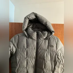 North Face Women's Metropolis Parka II - Gray thumbnail 2