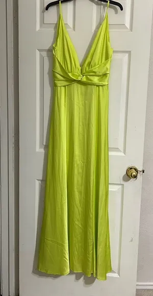 Prom Dress thumbnail 1