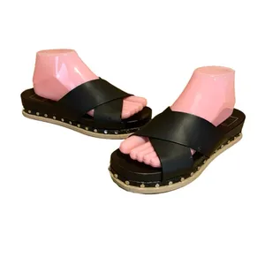 Dolce Vita "Gracy" Black Faux Leather Slide On Espadrille Sandals (7.5) thumbnail 4