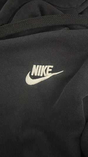 Nike Women’s Pullover Hoodie thumbnail 4