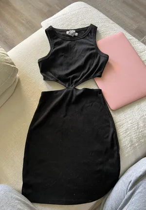 Princess Polly Cut Out Dress thumbnail 3