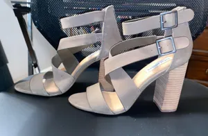 Heels thumbnail 1