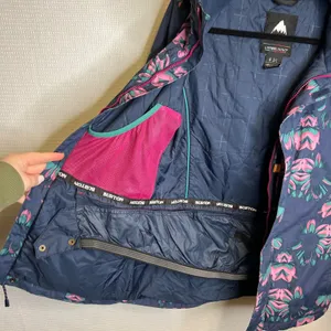 Burton Living Lining Snowboard Jacket Womens Small Navy Blue Pink‎ Floral Hooded thumbnail 7