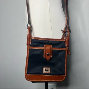 Dooney & Bourke Black Wayfarer Letter Carrier Small Crossbody Purse thumbnail 3