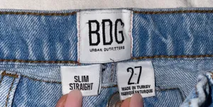 BDG Distressed Jeans thumbnail 3