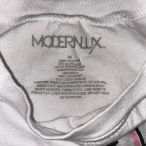 Modernlux Floral Checkered Graphic Crop Top Size Medium White thumbnail 2