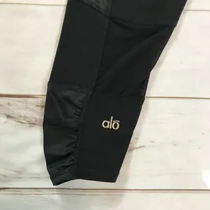 ALO Women’s Activewear Capri Black Size undefined thumbnail 3