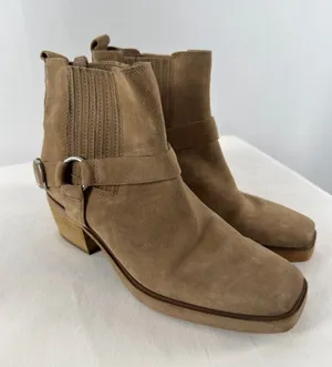 Sam Edelman‎ Bellamie Suede Square Toe Bootie in Taupe Size 8 thumbnail 1