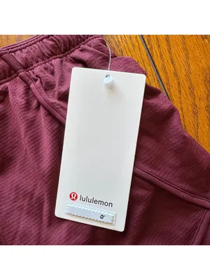 Lululemon Swiftly Mid-Rise Short 3” Burgundy Bay Size 12 NWT thumbnail 3