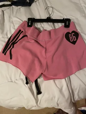 pink shorts Size XS thumbnail 2