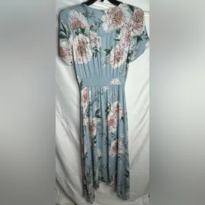 Light Blue Floral Rayon Crinkle maxi dress. Size XS. No brand tag. thumbnail 7
