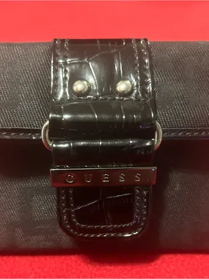 Wallet’s for anyone Beautiful Guess and Genuine Leather hand crafted wallet thumbnail 2