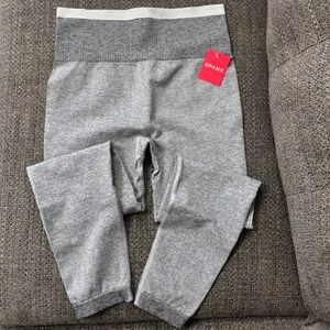 SPANX Spacedye Cloudy Grey Seamless Sculpt Leggings Size M thumbnail 5