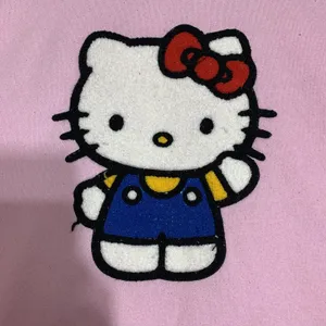 Hello Kitty Sweatshirt Womens‎ Medium Pink Chenille Patch Sanrio Pullover Fleece thumbnail 2