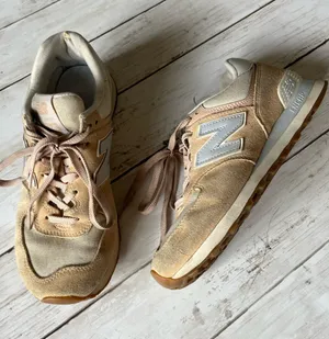 New Balance 574 Trainers Size 8 thumbnail 1