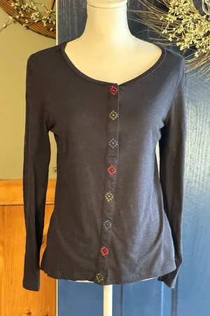 Ariat darker Blue Shirt with Embroidered Accents size Medium thumbnail 1