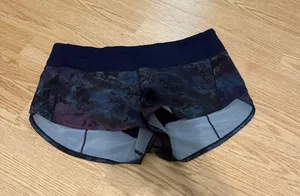 Lululemon Shorts 2.5" Speed Up Low-Rise thumbnail 1