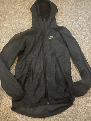 Nike Windbreaker thumbnail 1