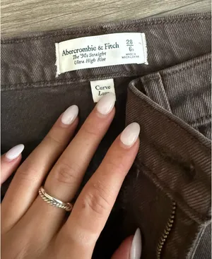 Abercrombie 90s Straight Ultra High-Rise Jeans thumbnail 4