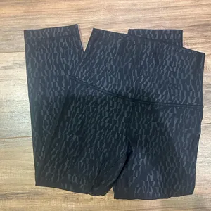 Lululemon Leggings Black Patterned 4 thumbnail 1