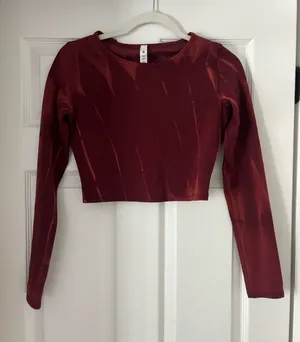Lululemon Cropped Long Sleeve Shirt thumbnail 1