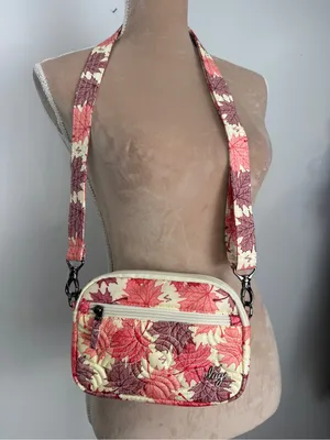 lug Quilted Crossbody in Coral, Cream and Pink Leaf Print thumbnail 2