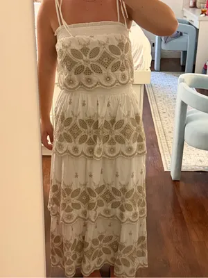 Illa Illa White and Tan Pattern Tiered Maxi Skirt and Top Set thumbnail 4