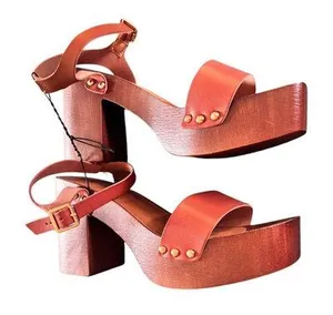 Madden Girl G-Dean Faux Leather Square Toe Heel Sandal Sz 8 Rivets 3.5” Heel thumbnail 1